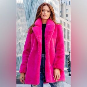 Better Be Hot Pink Faux Fur Jacket with Pockets- Women’s Medium/Large